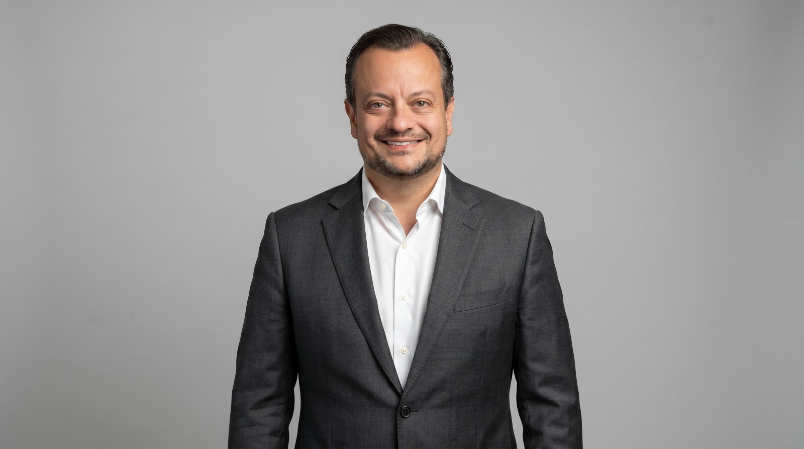 Dr. Carlos Eduardo, advogado empresarial